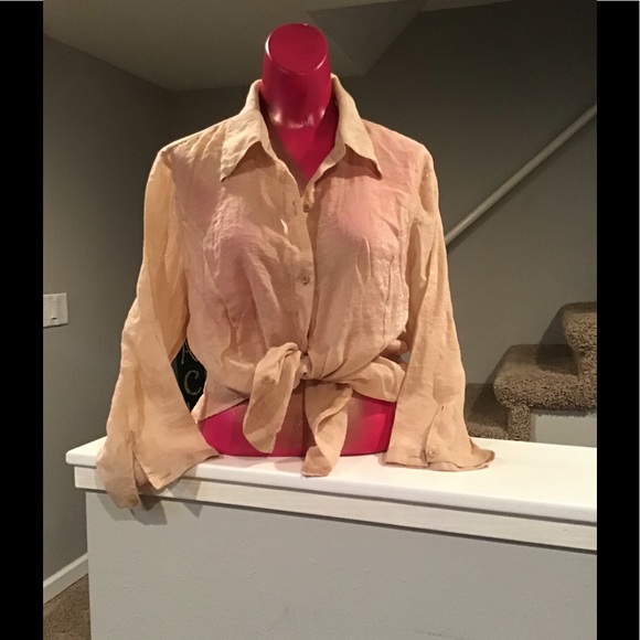 Apostrophe Tops - 🍀Apostrophe Button Down Top⭐️